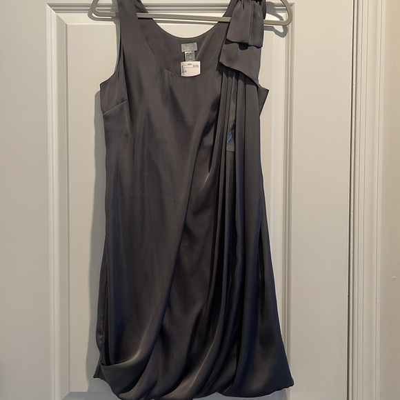 H&M Slate Gray Bubble Hem Dress Sz Small NWT - Picture 6 of 9